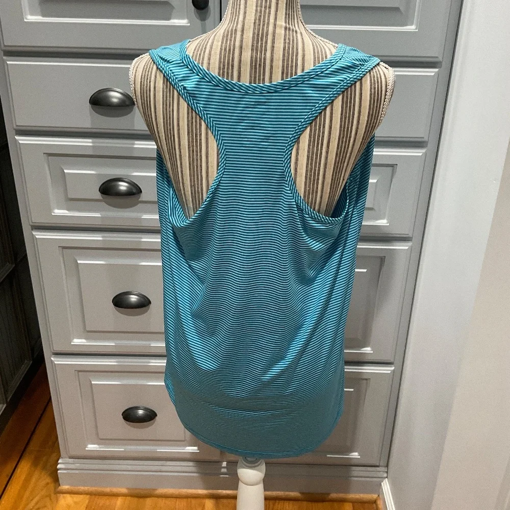 Danskin Now Blue Stripe Racer Back Workout Top, Size XXL, NWOT - Picture 2 of 3